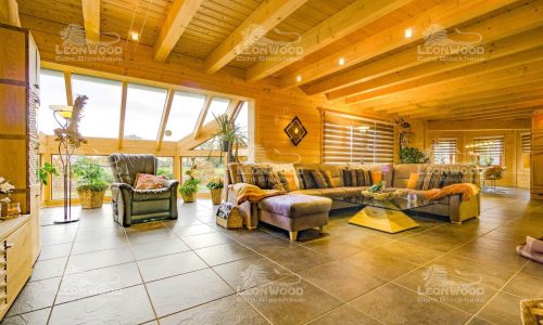 LeonWood-Blockhaus-Alpblick_03_Wintergarten_bb_neu