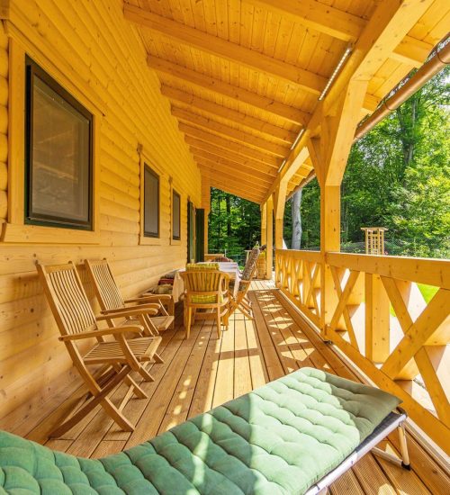 LeonWood-Blockhaus-Vienna-Woods_03_Veranda_rgb