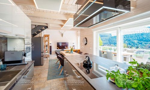 LeonWood_Blockhaus_Vinoverde_I_2310B_06_Kuecheninsel_RGB